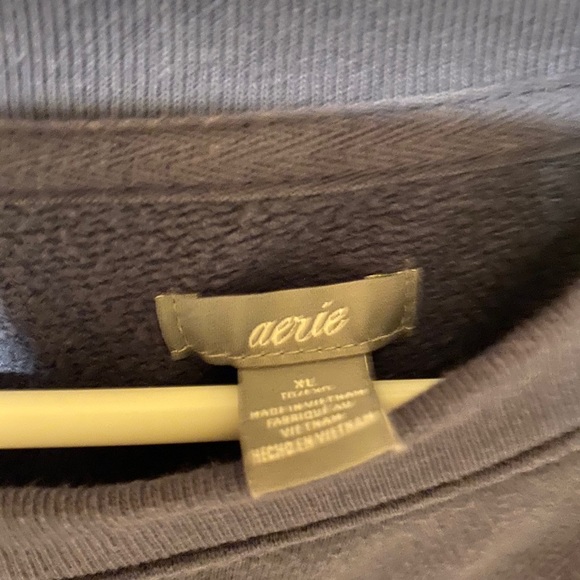 Aerie sweatshirt - Picture 3 of 3